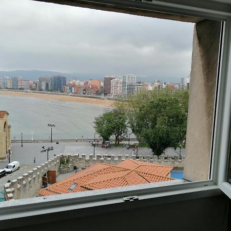 Atico En Cimadevilla Mirando Al Mar Gijón Exterior foto